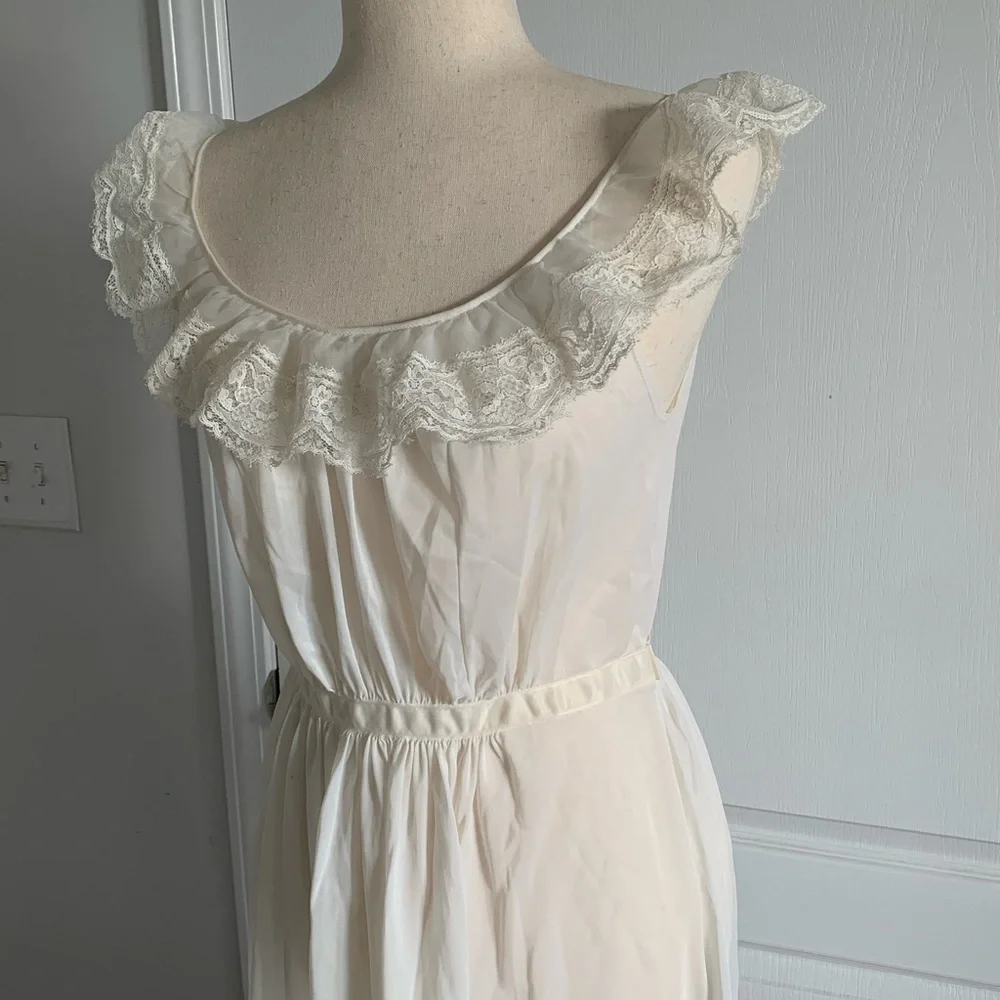 Vintage Roger’s 50s lace slip lingerie - Picture 6 of 16